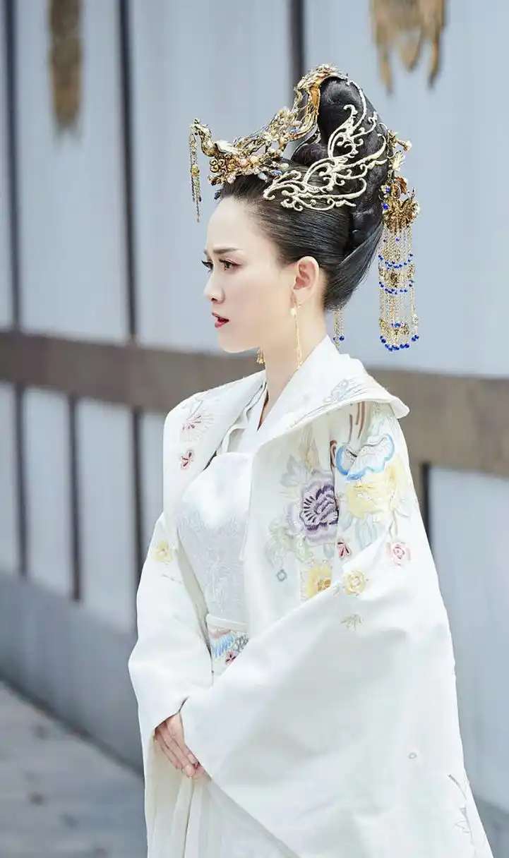 陈乔恩之独孤伽罗,女性古装励志剧《独孤皇后》里隋朝文献皇后,天生