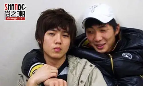 鹿晗爸爸鹿兆许资料身份