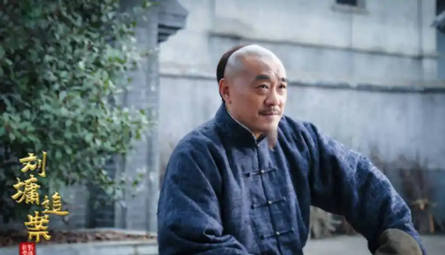 剧院表演话剧多年,相对于胡军, 徐帆, 江珊, 陈小艺, 韩青等同学来说