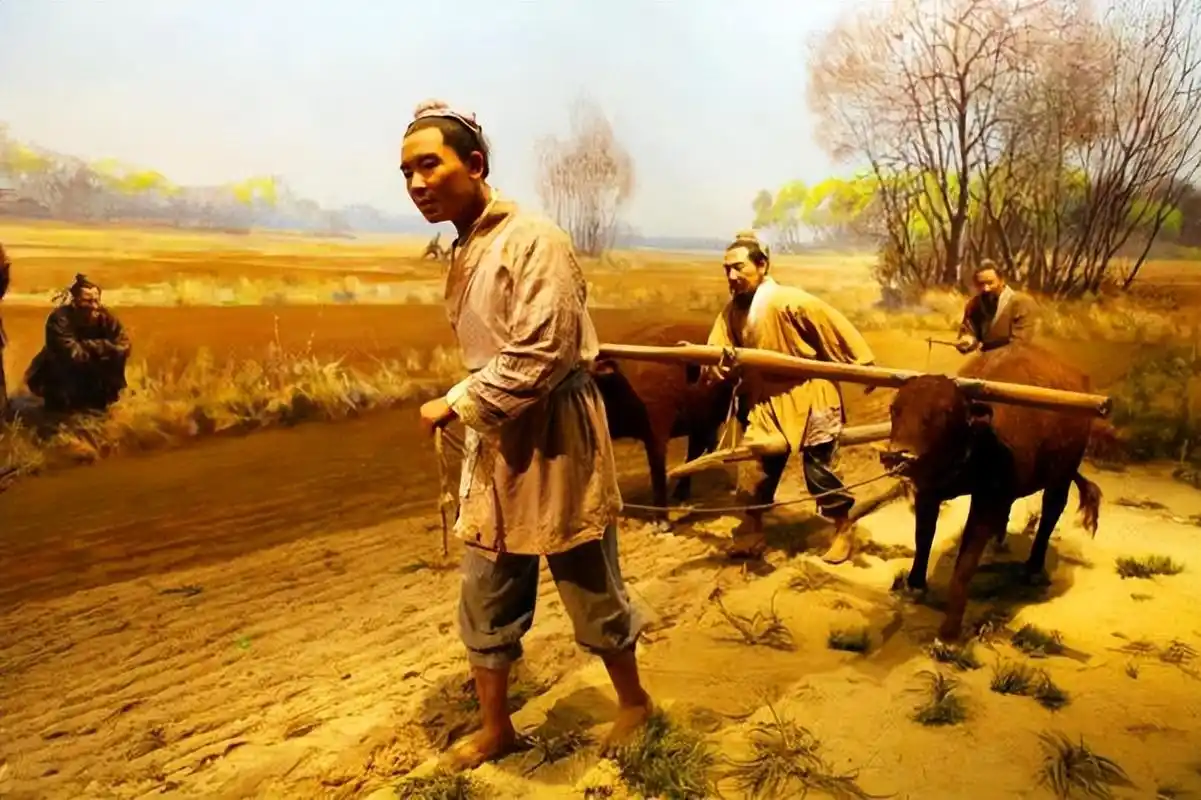 古代农民一生究竟有多可怜? 古代农民的生活相当辛苦和艰难,他们往往