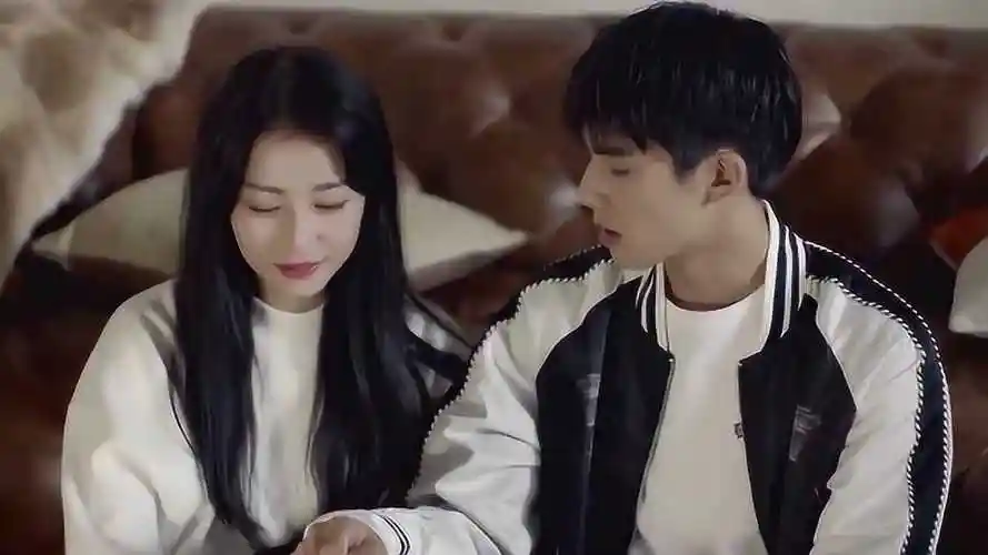 我与你的光年距离宋威龙和周雨彤超级动人的表白