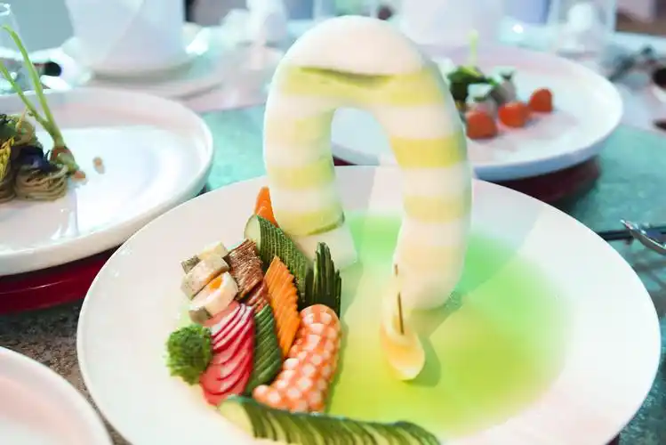 原创湖州南太湖七星级酒店被人称马桶盖来这里旅游太湖菜一定要吃