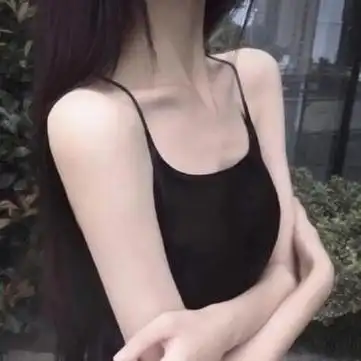 高清性感的女生头像半身控露锁骨图片