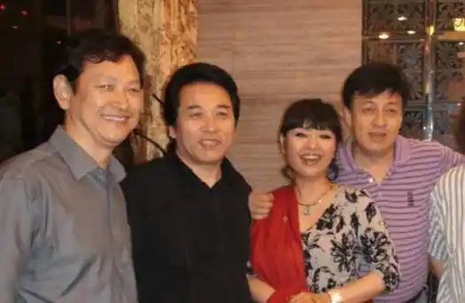 殷秀梅风韵犹在!