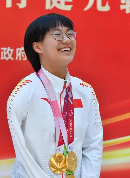 绽放最美笑容喜迎二十大最美绍兴人笑脸摄影展启动