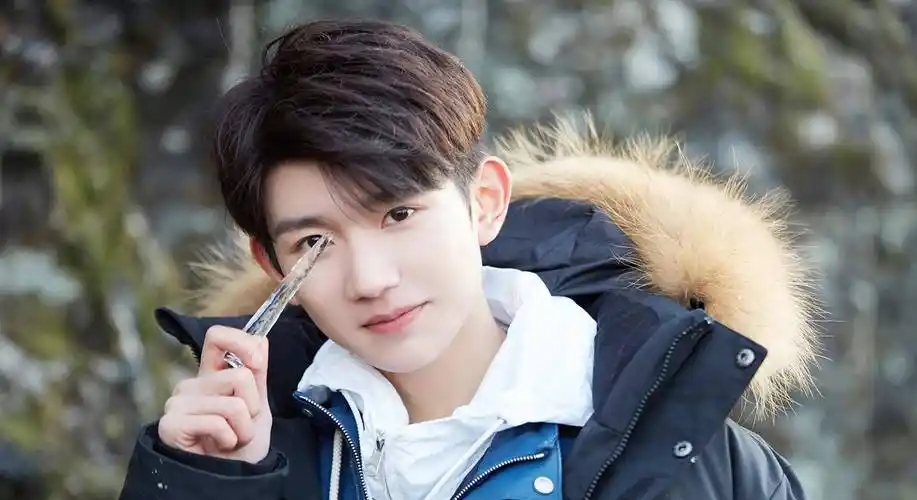 可以说具备那种很好的淑女范了,我们知道作为一个艺人,文淇跟关晓彤