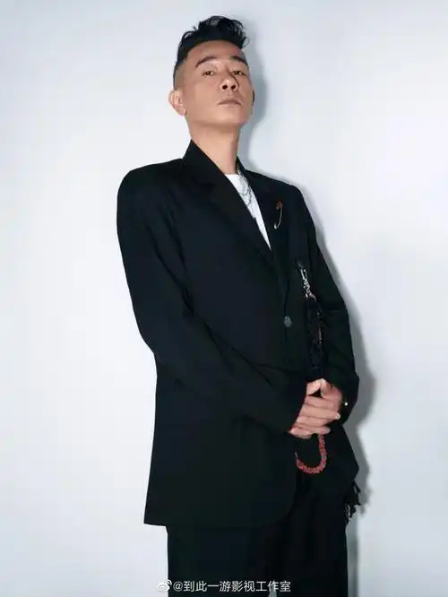 因主办方失误,陈小春直播带货只卖5000!厂家怒告胜诉获赔41万元