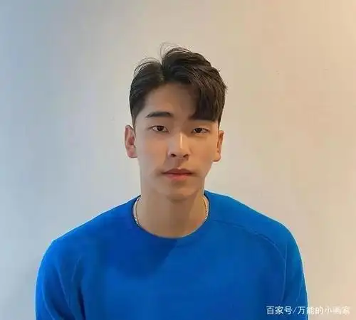 还在切割"锅盖头"?2020年夏天一定要选几款男士发型作为参