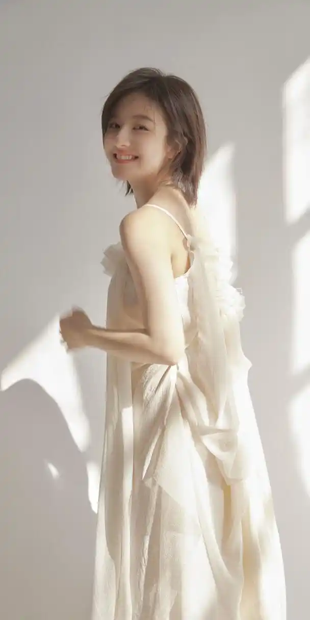 李兰迪牛仔吊带壁纸图集