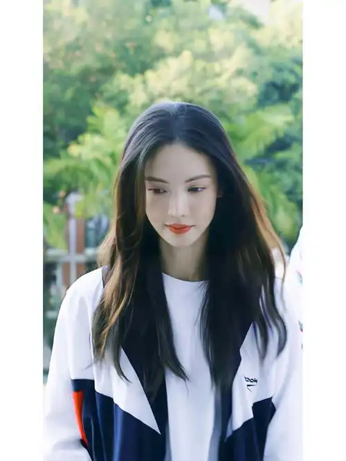 金晨在炽道里也太美了吧