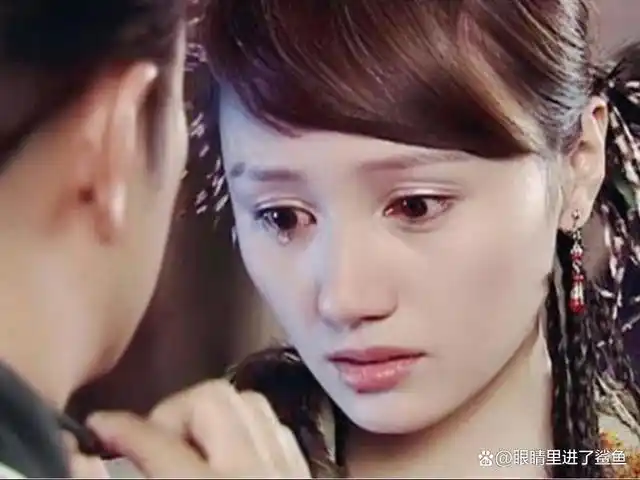 袁泉的颜值分析