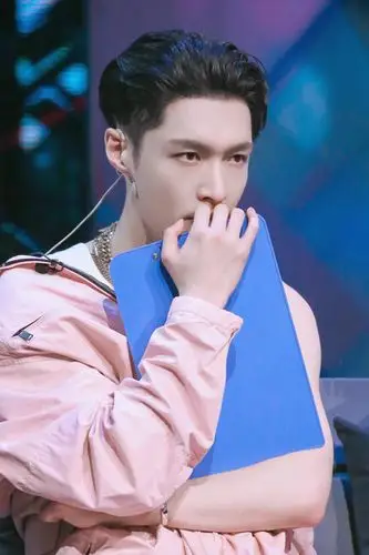 张艺兴(好可爱)