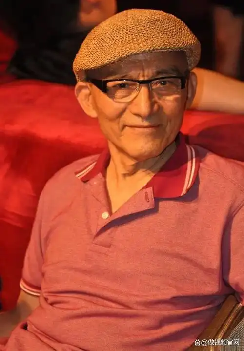 本昌,1933年9月16日出生于江苏省泰州市,中国表演艺术家,国家一级演员