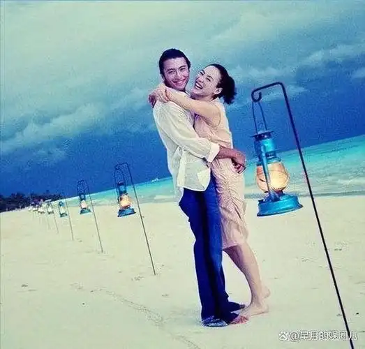 如今才明白谢霆锋对王菲不是喜欢而是深爱