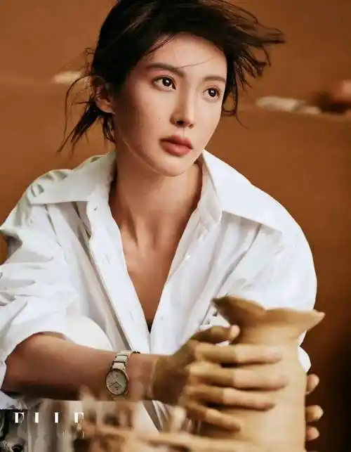 榜妹热线 | 杨紫喜提高奢代言?金晨抢角色?陈伟霆新剧?林一压剧?