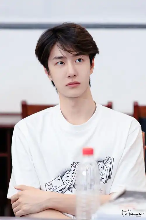 王一博##王一博长空之王