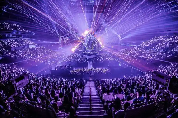 数万张周杰伦演唱会门票秒没!黄牛"代抢费"比票还贵_票务_售票_官方