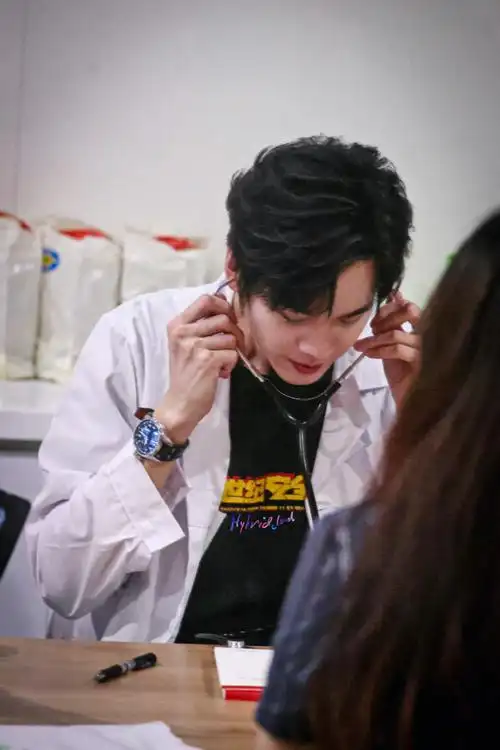 张若昀##电影从21世纪安全撤离##张若昀王炸##今日星拍放送##张若昀