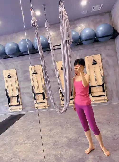 0196瑜伽0069空中瑜伽