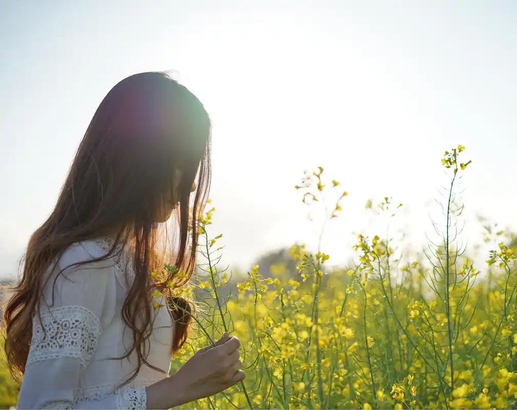 美女背影也迷人,看脸的人怎么会懂