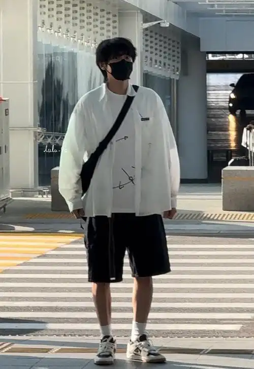 朴灿烈超话#朴灿烈61次心动记录#【预览】240504 仁川机场出发 cr:lu