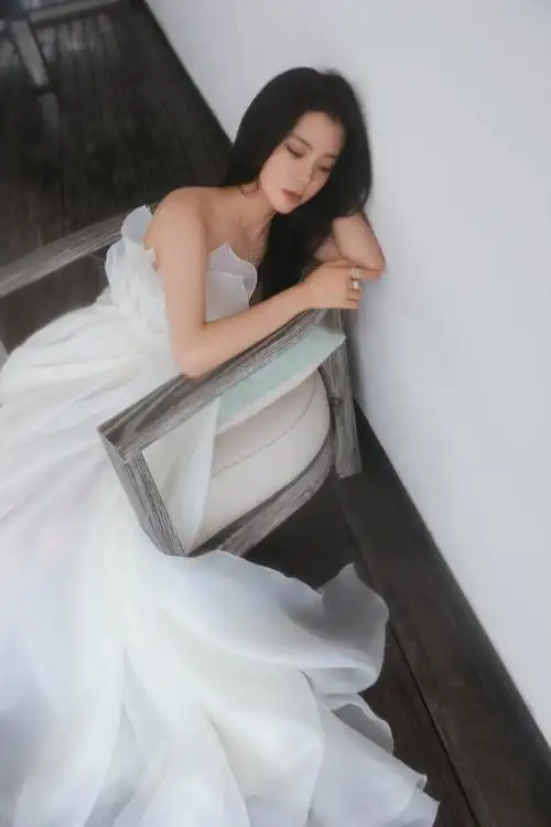 欧阳娜娜仙女裙##海南岛国际电影节