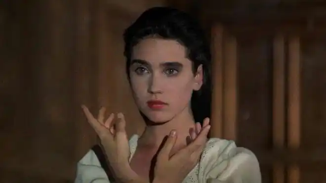 惊悚片都有一条暗法则:越漂亮的女人越危险 - 阿佳妮的电影 - 实验室