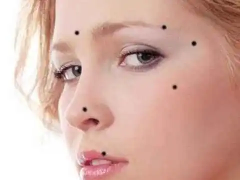 有桃花痣的女人好吗女人桃花痣长在哪里