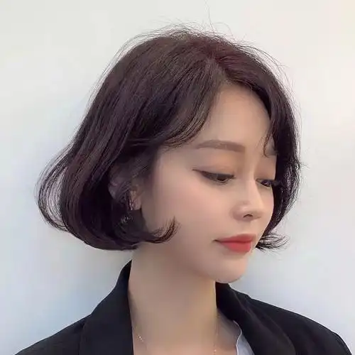 经典百搭的齐耳短发发型,造型更多变,修饰脸型好打理