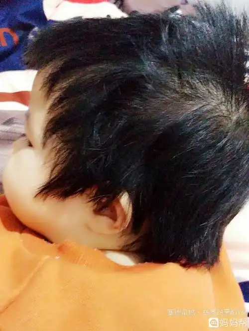 小男孩小女孩宝宝发型26款,[转帖]有意思的宝宝发型,把宝宝剃成小卤蛋