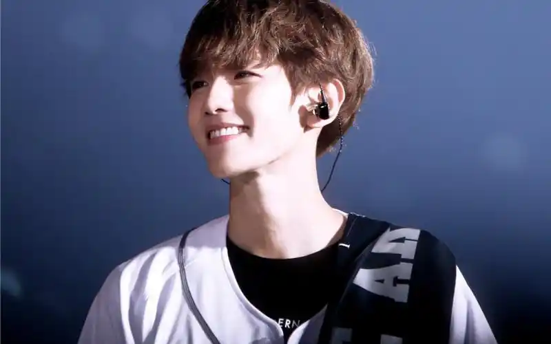 160729 边伯贤 - lucky one 直拍-音乐视频-搜狐视频