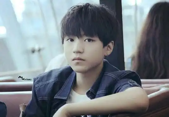 图香奈儿喜欢王俊凯是真的吗王俊凯绯闻女友曝光