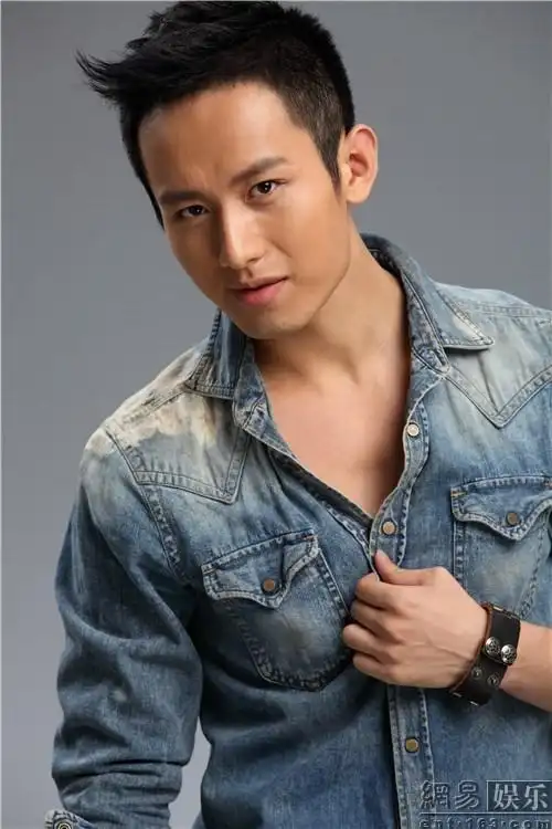 成毅牛仔风写真