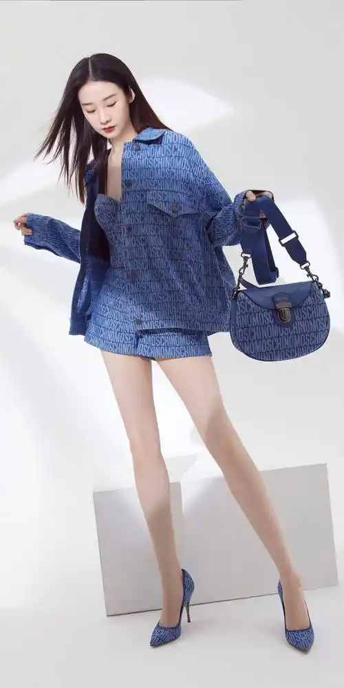 张艺凡大长腿性感写真_评价_吐槽_网友