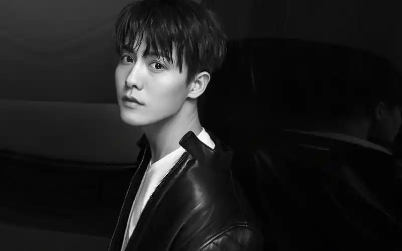 马天宇硬朗帅气时尚写真图片桌面壁纸高清大图预览1920x1200_大陆明星