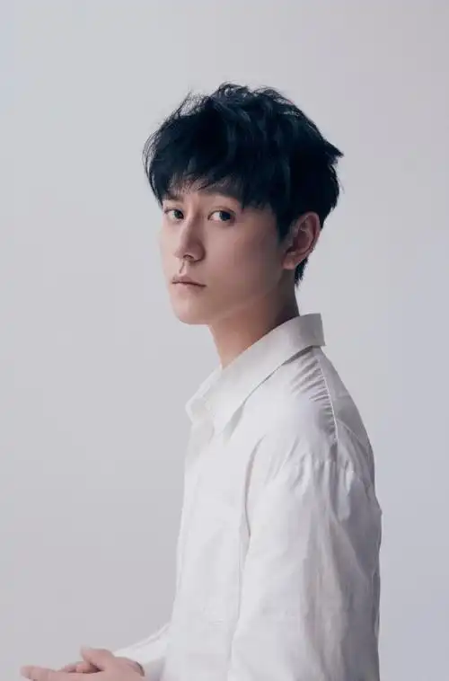 秦俊杰0901生日快乐