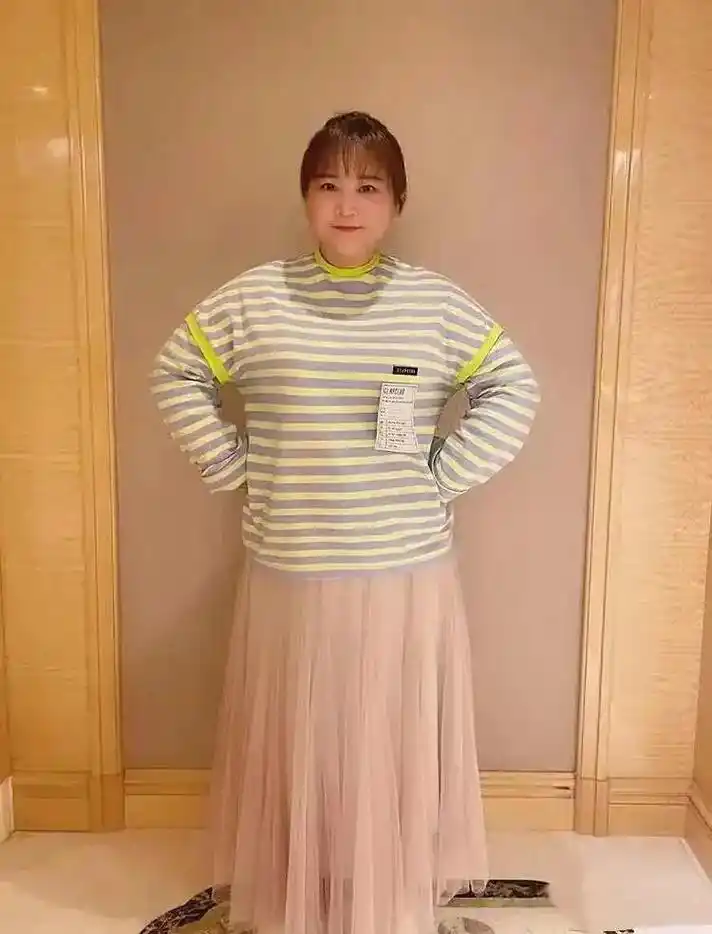 贾玲减肥一年百斤,好饿好累,期待大家为她骄傲