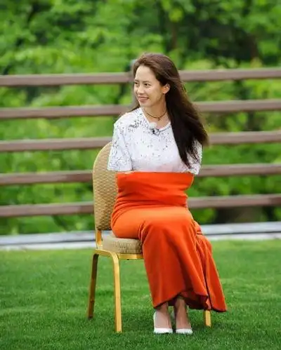 running man 跑男 宋智孝 懵智 预告图 超美的智孝 美颜盛世 把长毯穿