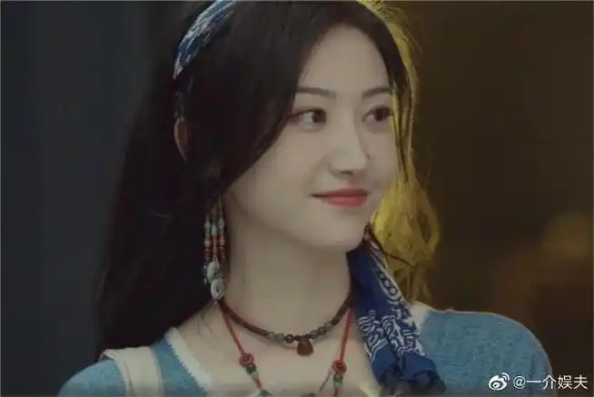 景甜是真正的人面桃花