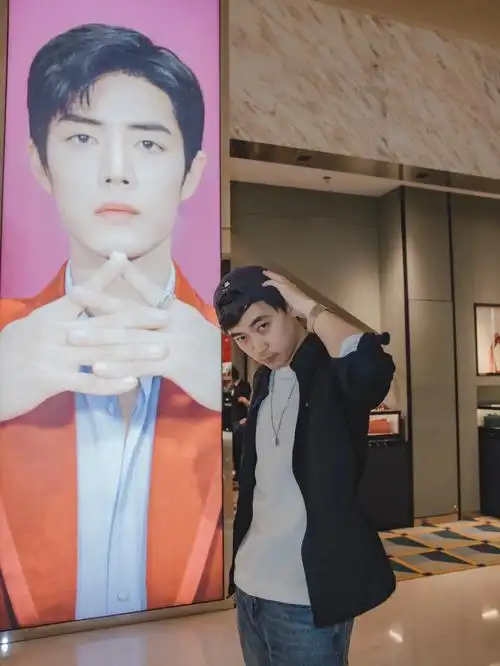 与肖战合照这就是小飞侠的快乐吗