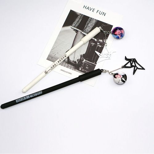 易烊千玺千纸鹤吊坠中性笔tfboys水笔考试高初中女学生签字笔0.5m