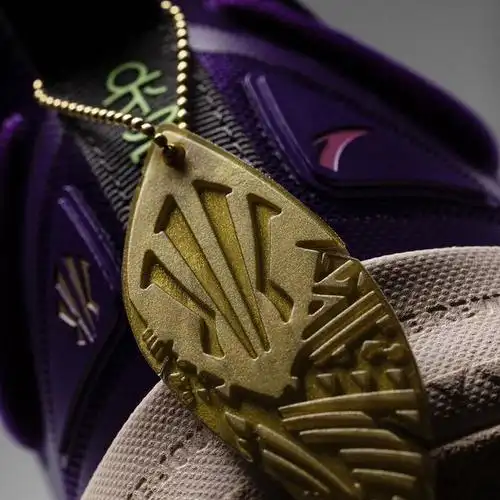 「欧文」生日,安踏要补货了.|金钟仁|小红书|anta_网易订阅