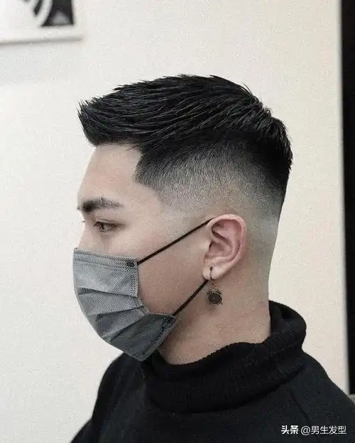 男生"两边铲短"发型适合所有人,这12款值得尝试,清爽又帅气