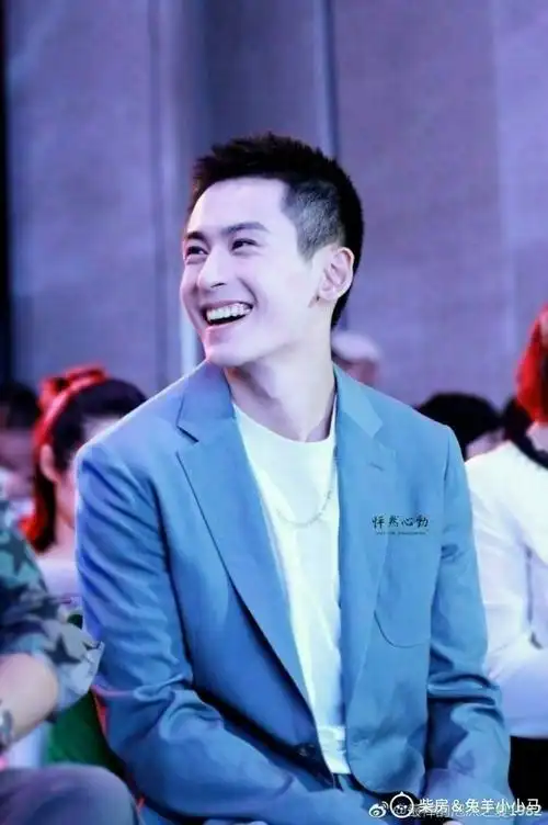 向全世界安利张哲瀚##向全世界安利张哲瀚# 我迷失在了风里, 每次