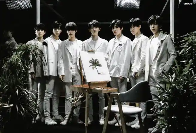 时代少年团按时长大周年演唱会