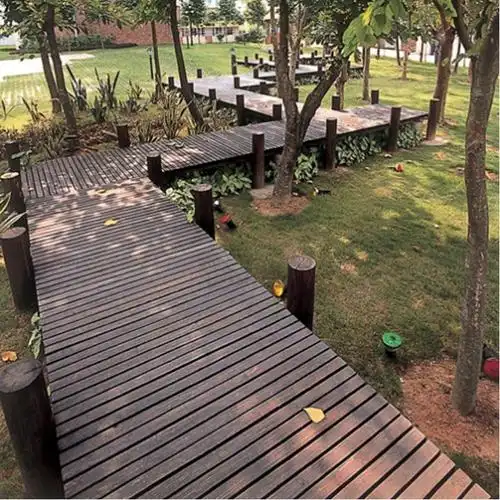 防腐木户外栈道庭院塑木地板定制耐磨耐腐蚀防白蚁