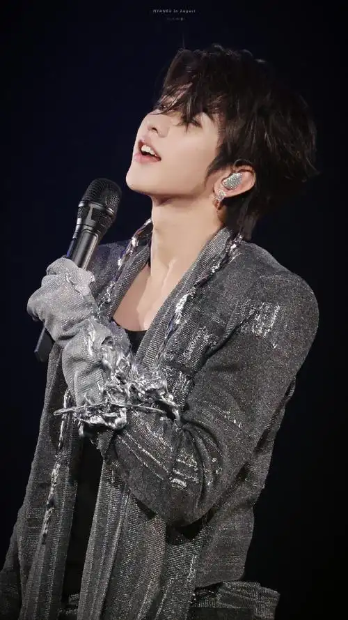 绝美神图9999#蔡徐坤