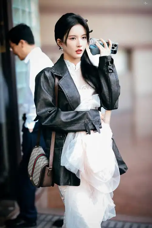 #刘些宁墨雨云间##青年演员刘些宁#