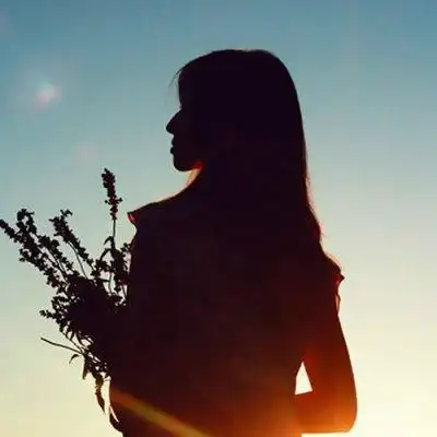 背影 只要在路上,你就有希望._女生头像_我要个性网