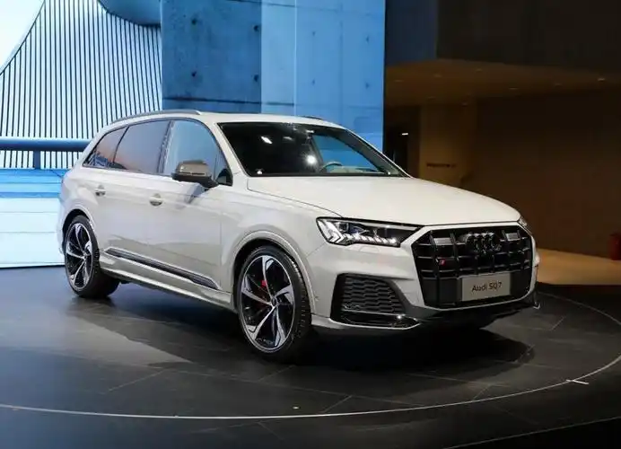 限量300台的百万奥迪,也比奔驰大g更有性价比!_太平洋号